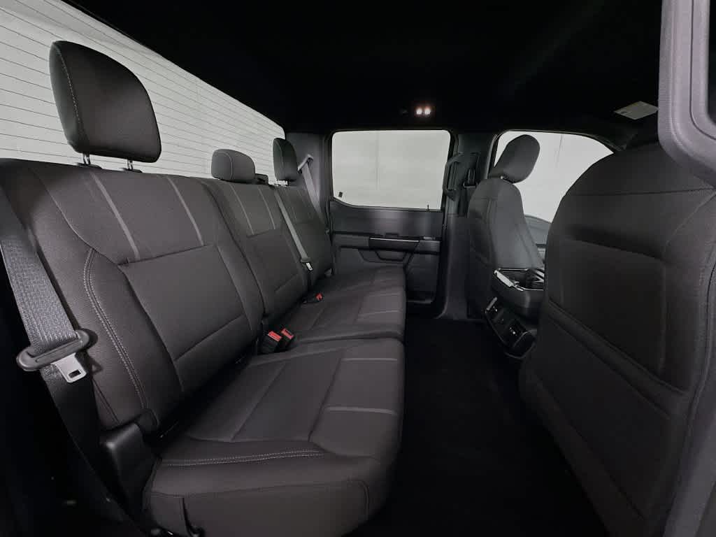 Ford F-150 STX 2026