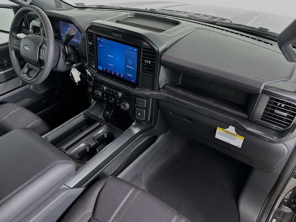 Ford F-150 STX 2026