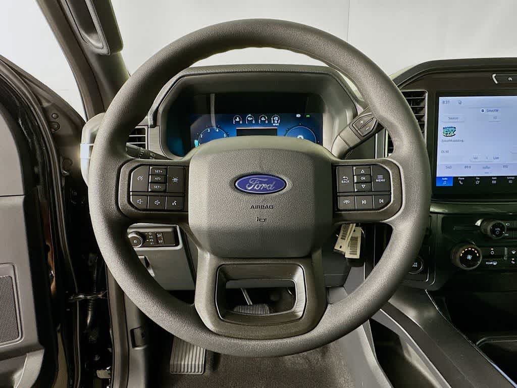 Ford F-150 STX 2026