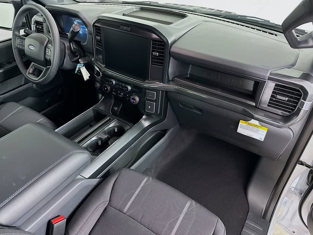 Ford F-150 STX 2026