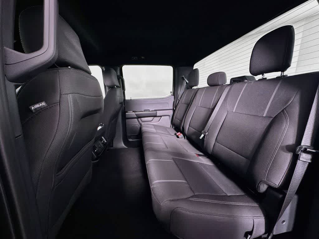 Ford F-150 STX 2026
