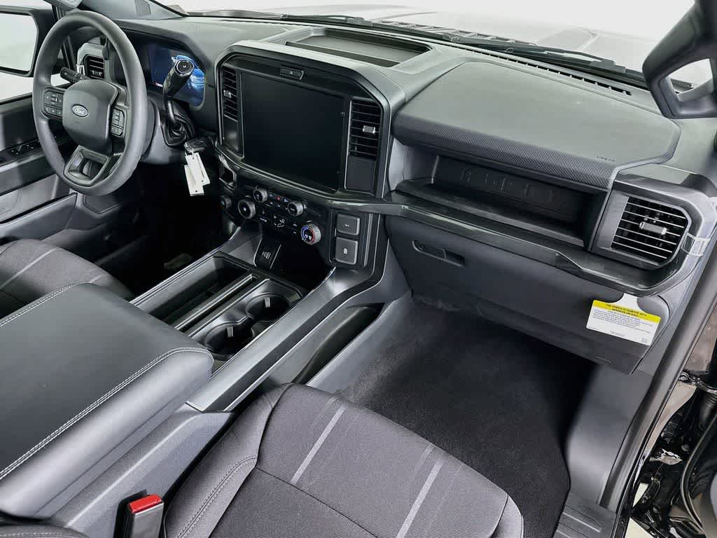 Ford F-150 STX 2026