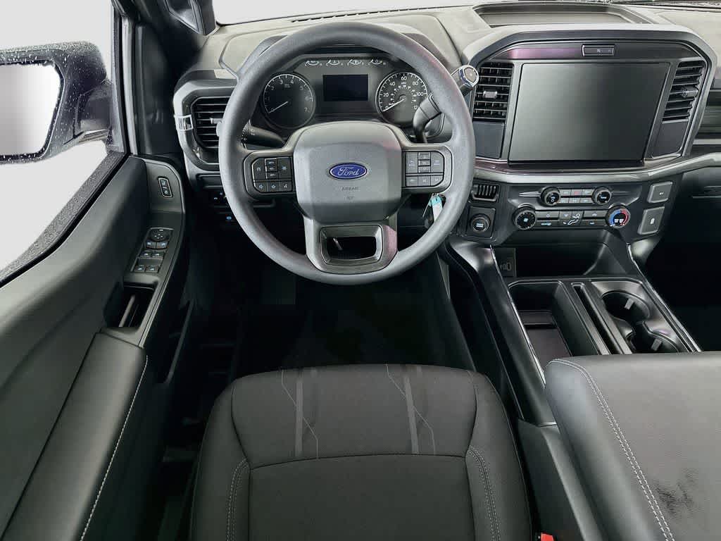 Ford F-150 STX 2026