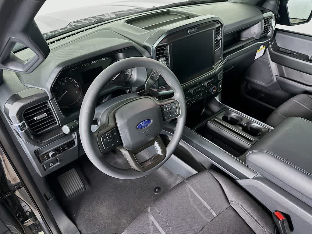 Ford F-150 STX 2026