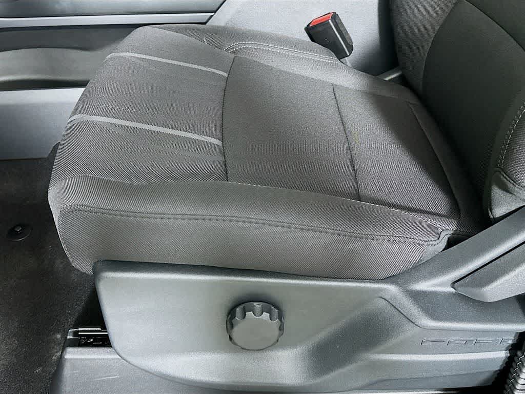 Ford F-150 STX 2026