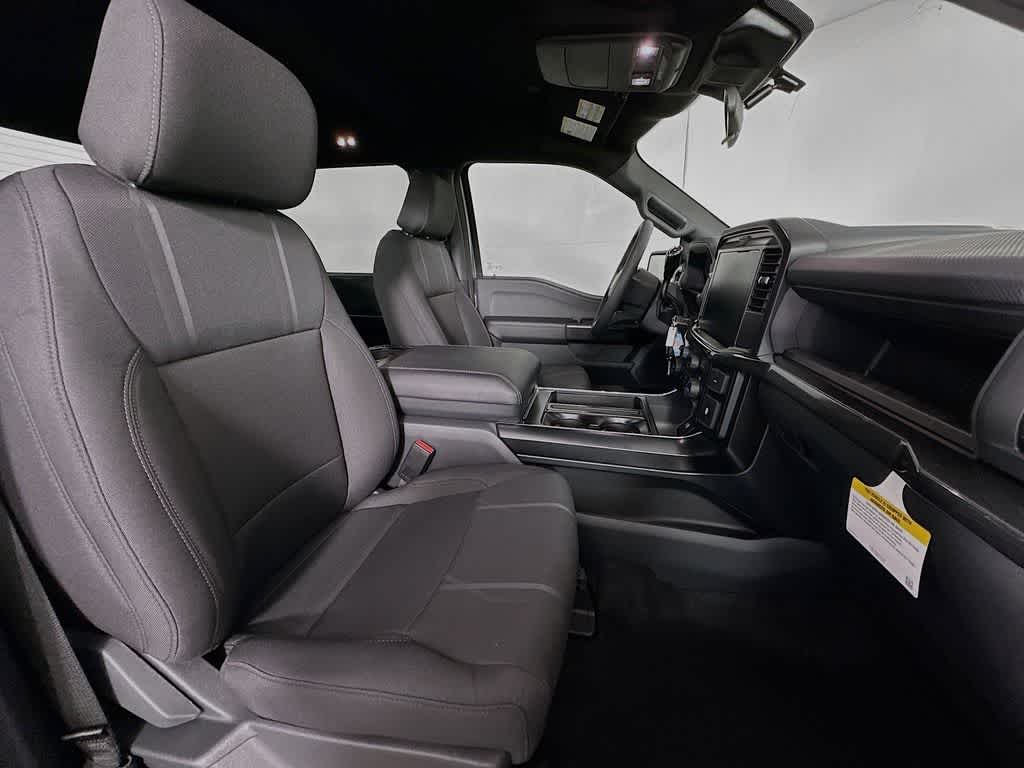 Ford F-150 STX 2026