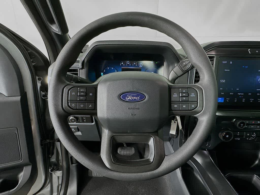 Ford F-150 STX 2026