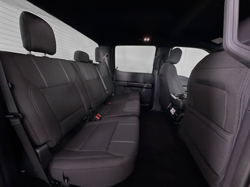 Ford F-150 STX 2026