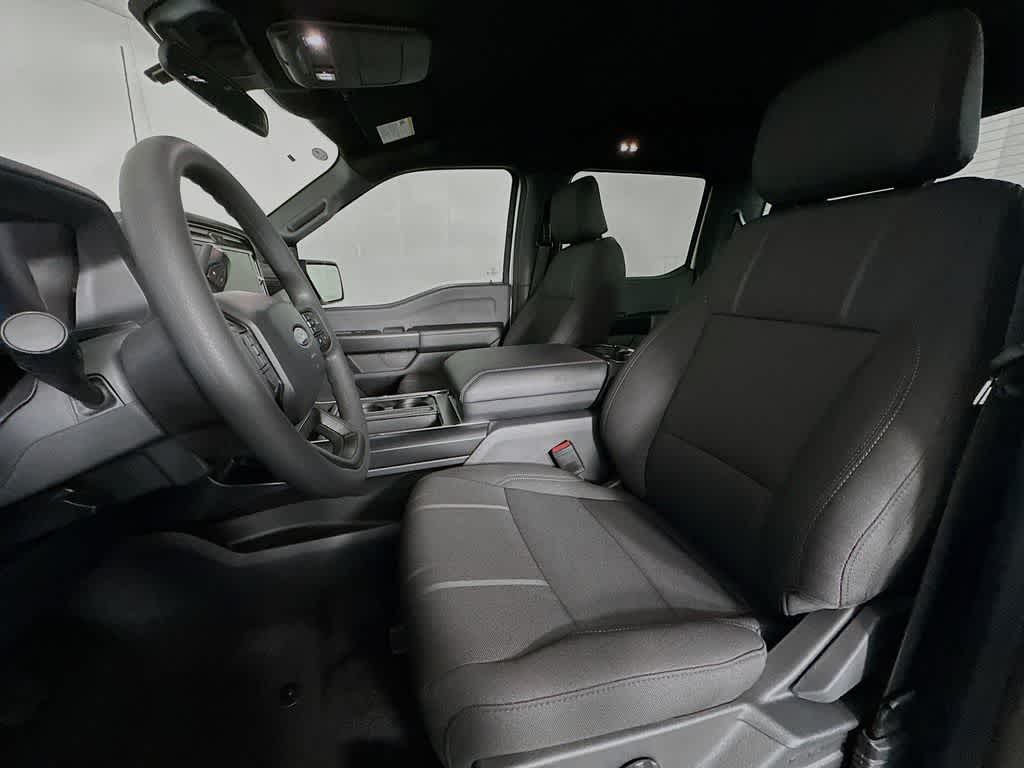 Ford F-150 STX 2026