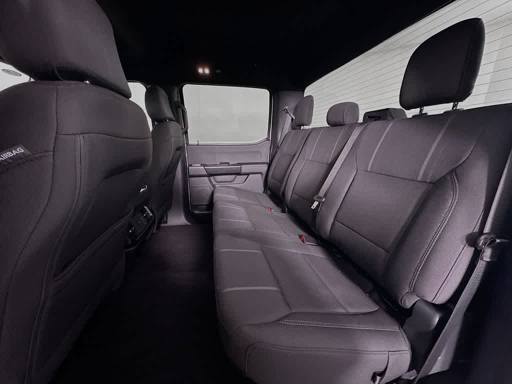 Ford F-150 STX 2026