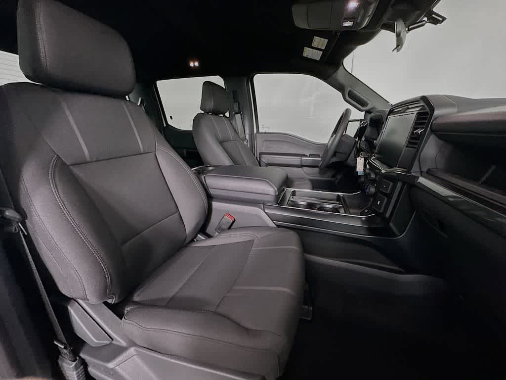 Ford F-150 STX 2026