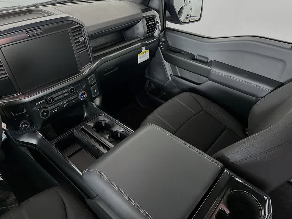 Ford F-150 STX 2026