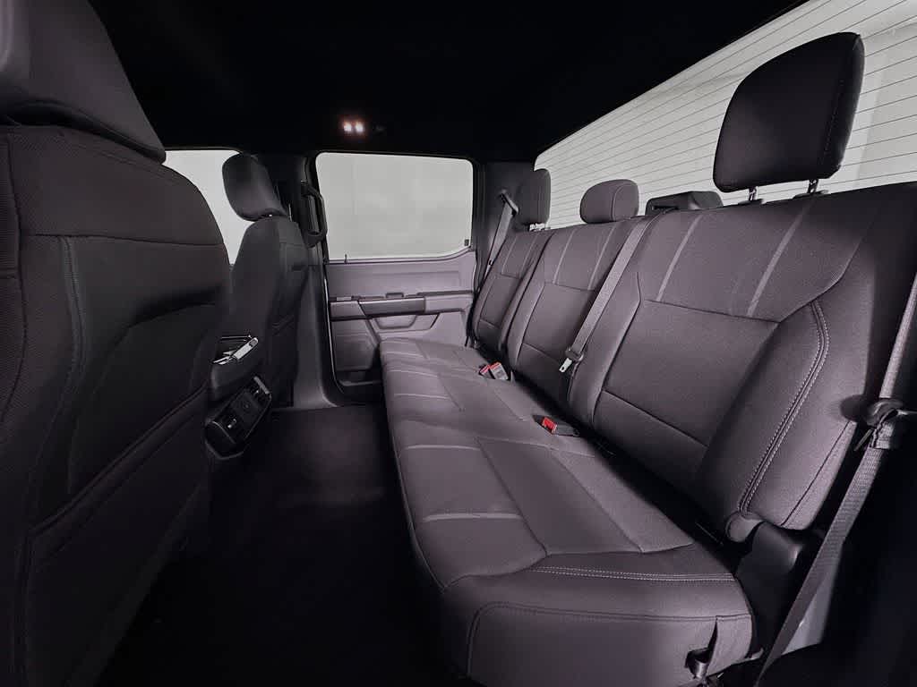Ford F-150 STX 2026