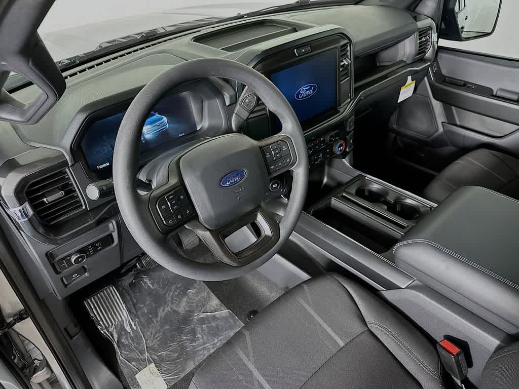 Ford F-150 STX 2026