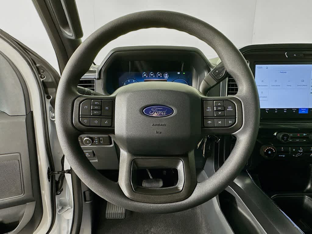 Ford F-150 STX 2026
