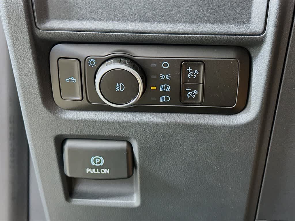 Ford F-150 STX 2026