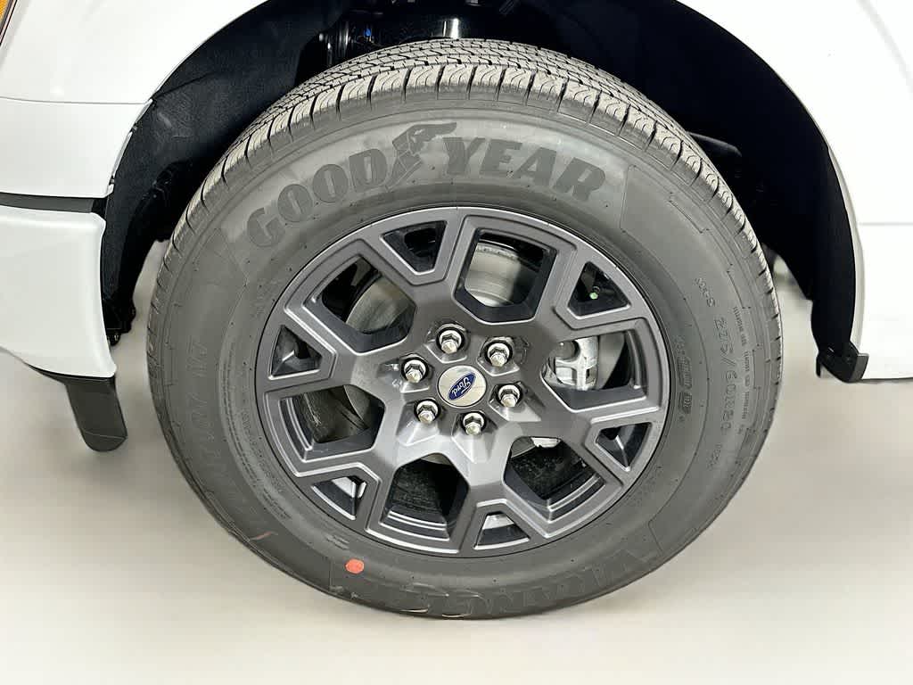 Ford F-150 STX 2026