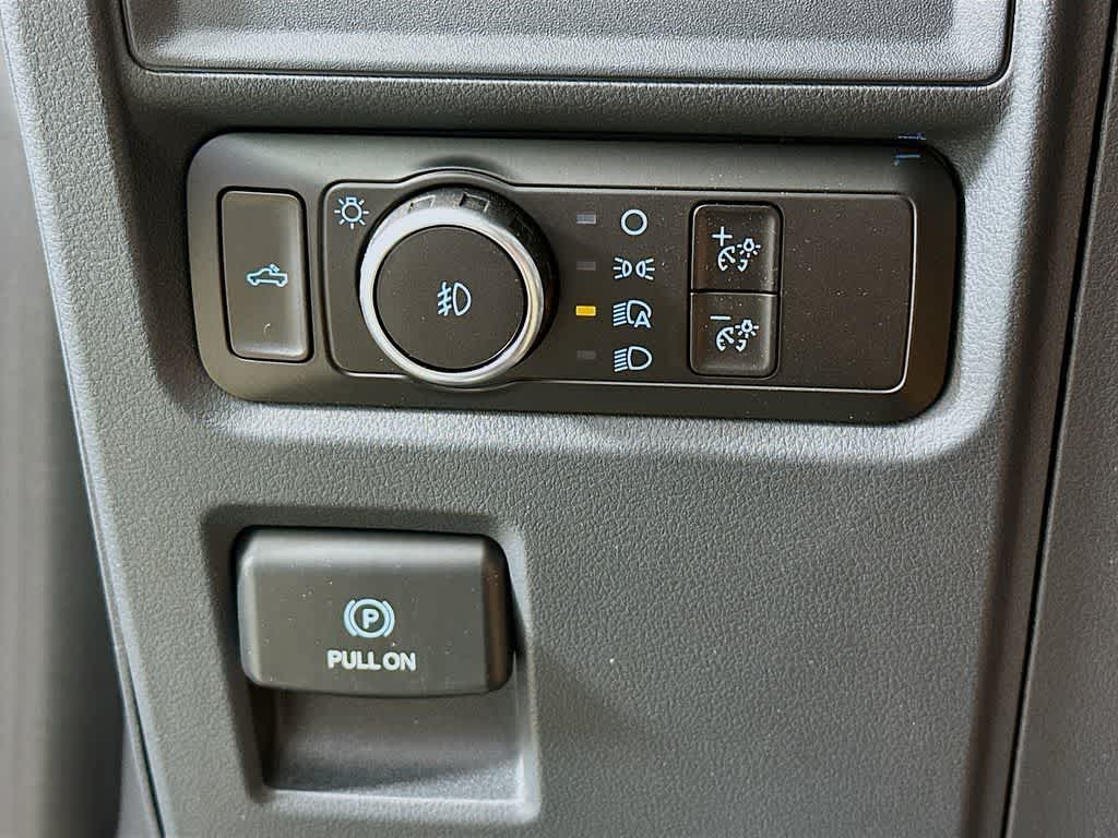 Ford F-150 STX 2026