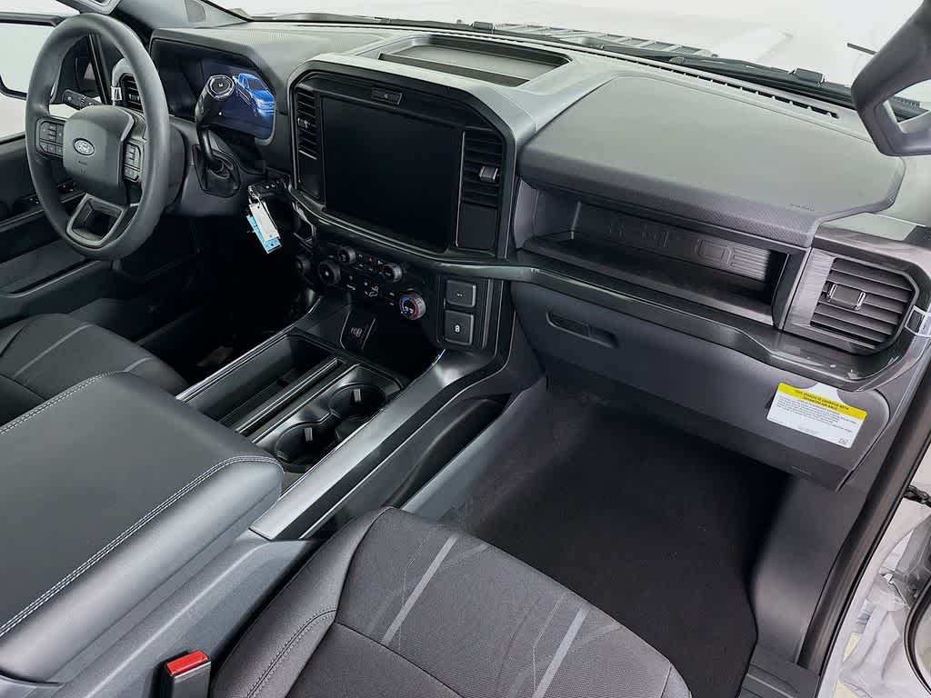 Ford F-150 STX 2026