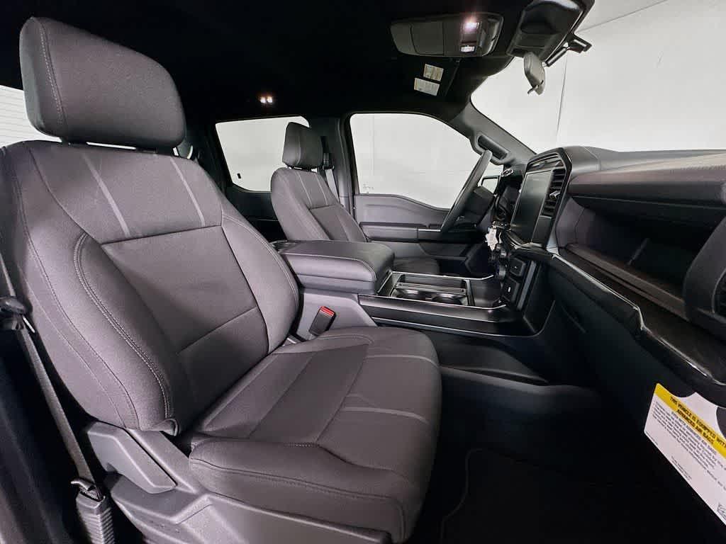Ford F-150 STX 2026