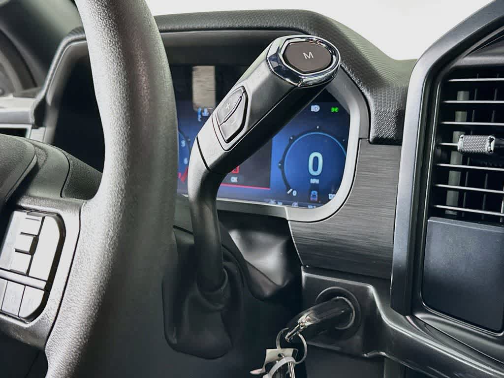 Ford F-150 STX 2026