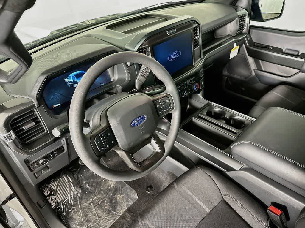 Ford F-150 STX 2026