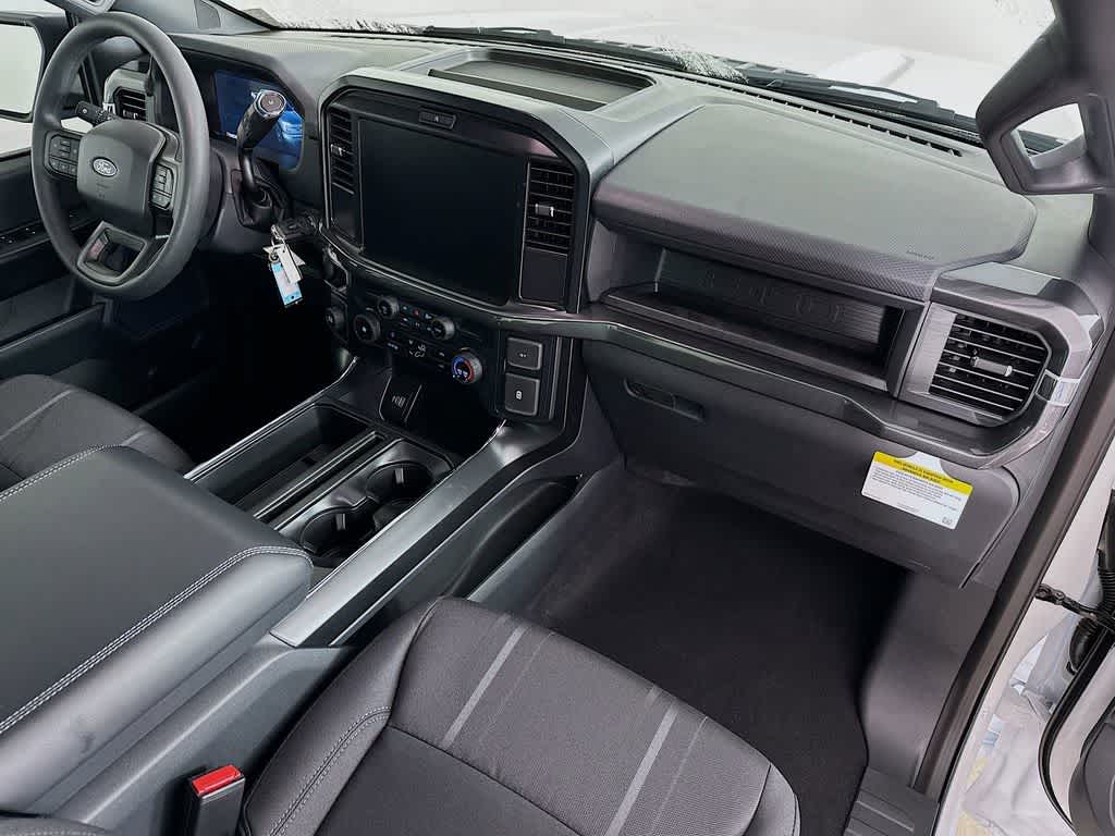 Ford F-150 STX 2026