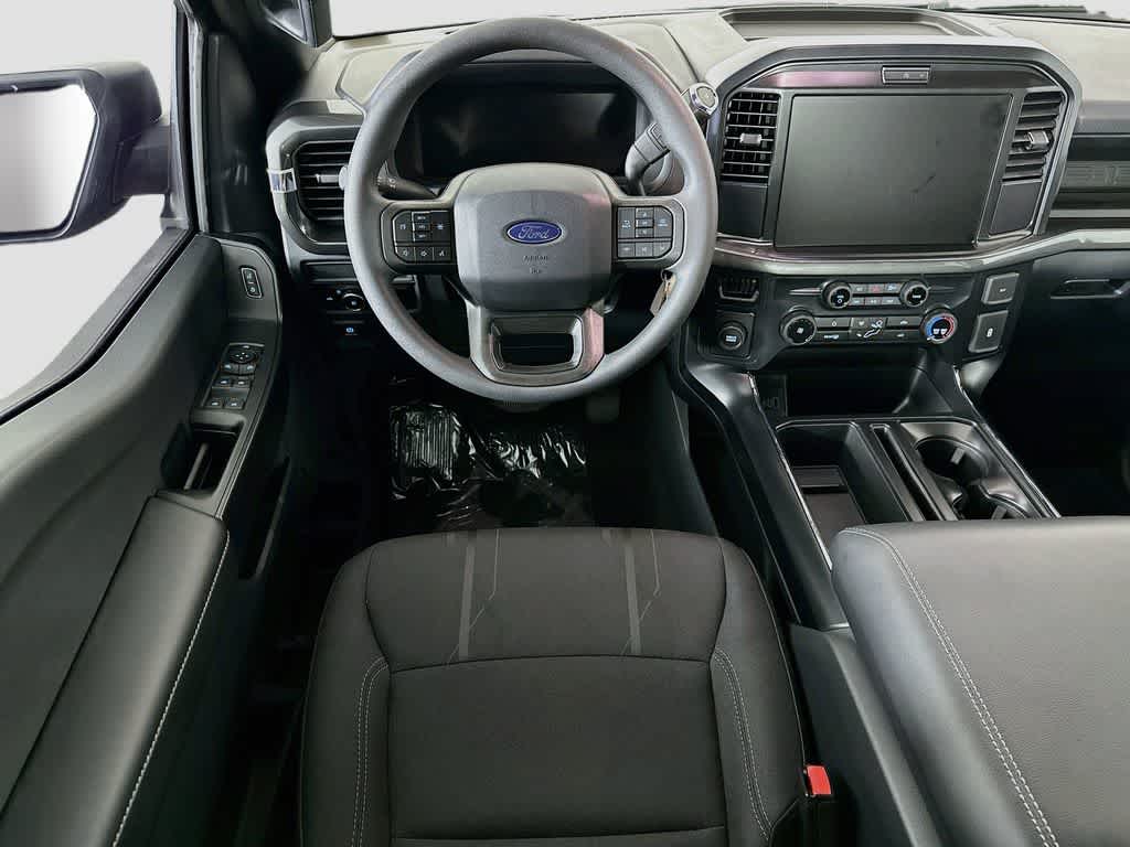 Ford F-150 STX 2026