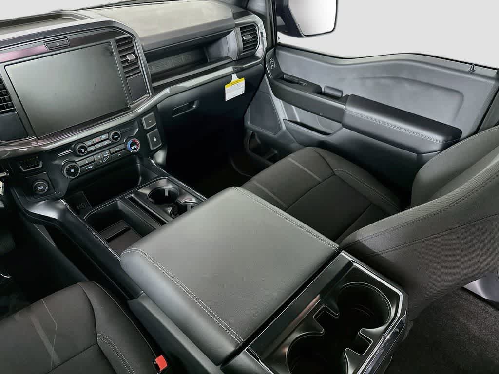 Ford F-150 STX 2026