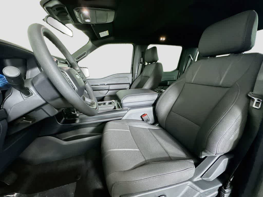 Ford F-150 STX 2026