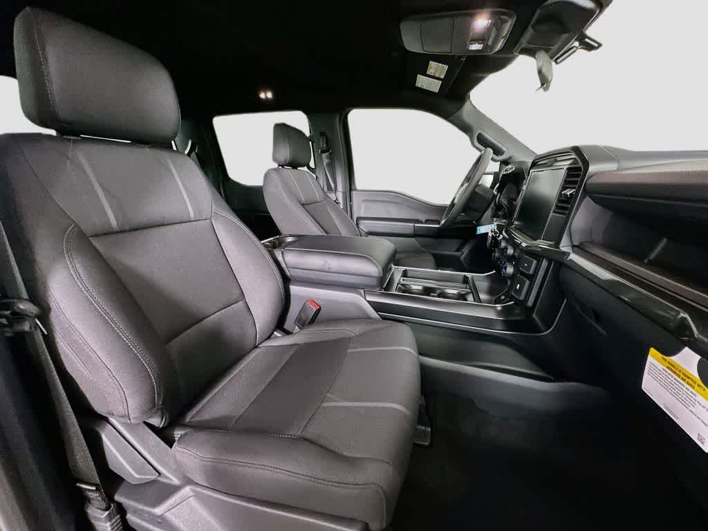 Ford F-150 STX 2026