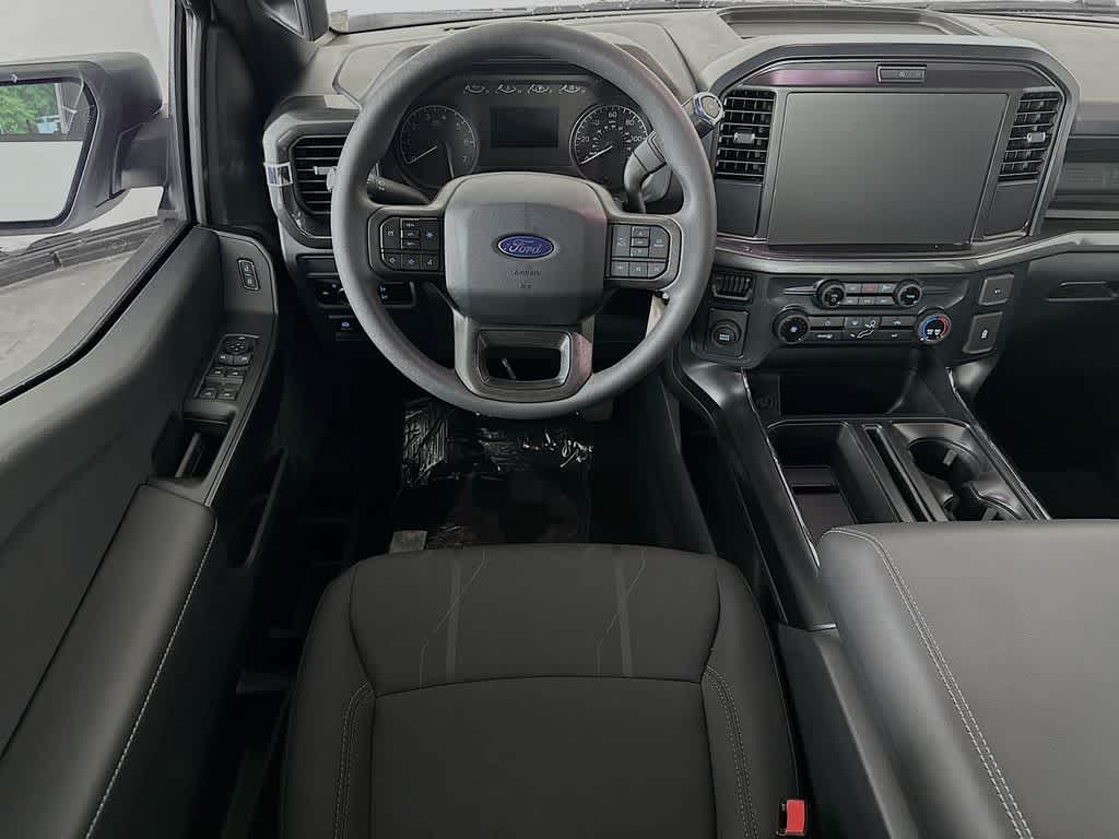 Ford F-150 STX 2026