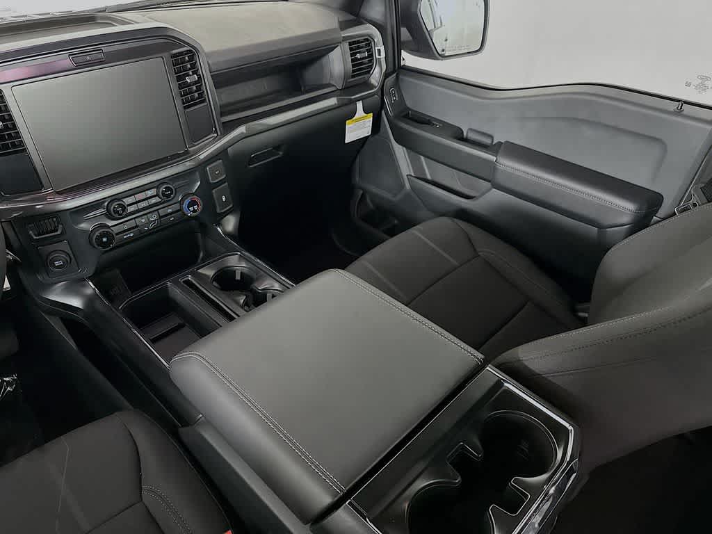 Ford F-150 STX 2026
