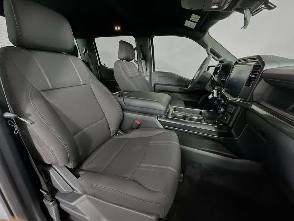 Ford F-150 STX 2026