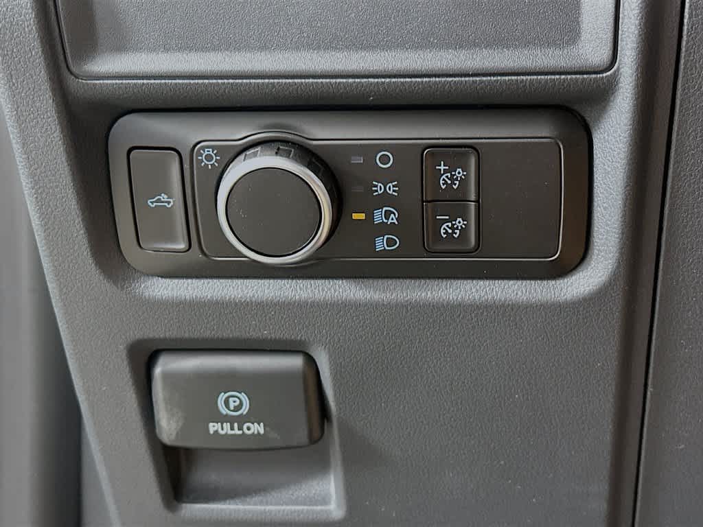 Ford F-150 STX 2026