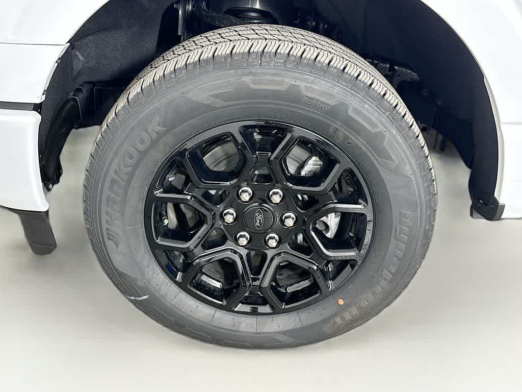 Ford F-150 STX 2026