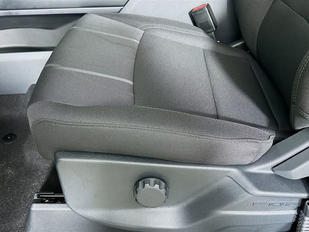 Ford F-150 STX 2026