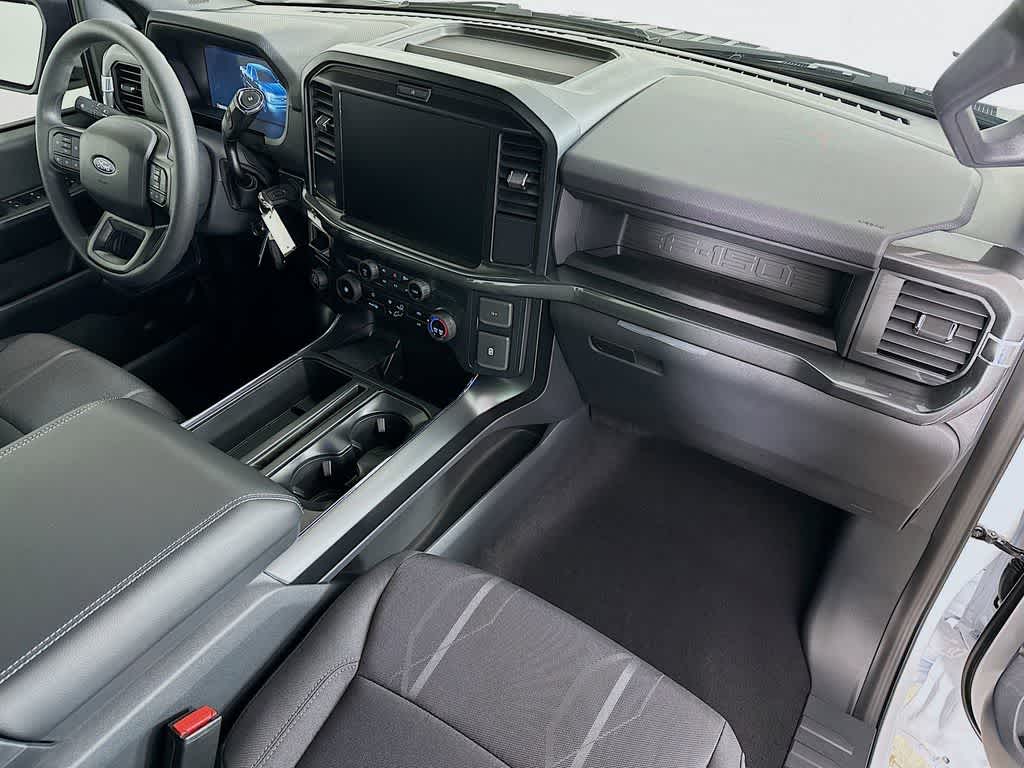Ford F-150 STX 2026