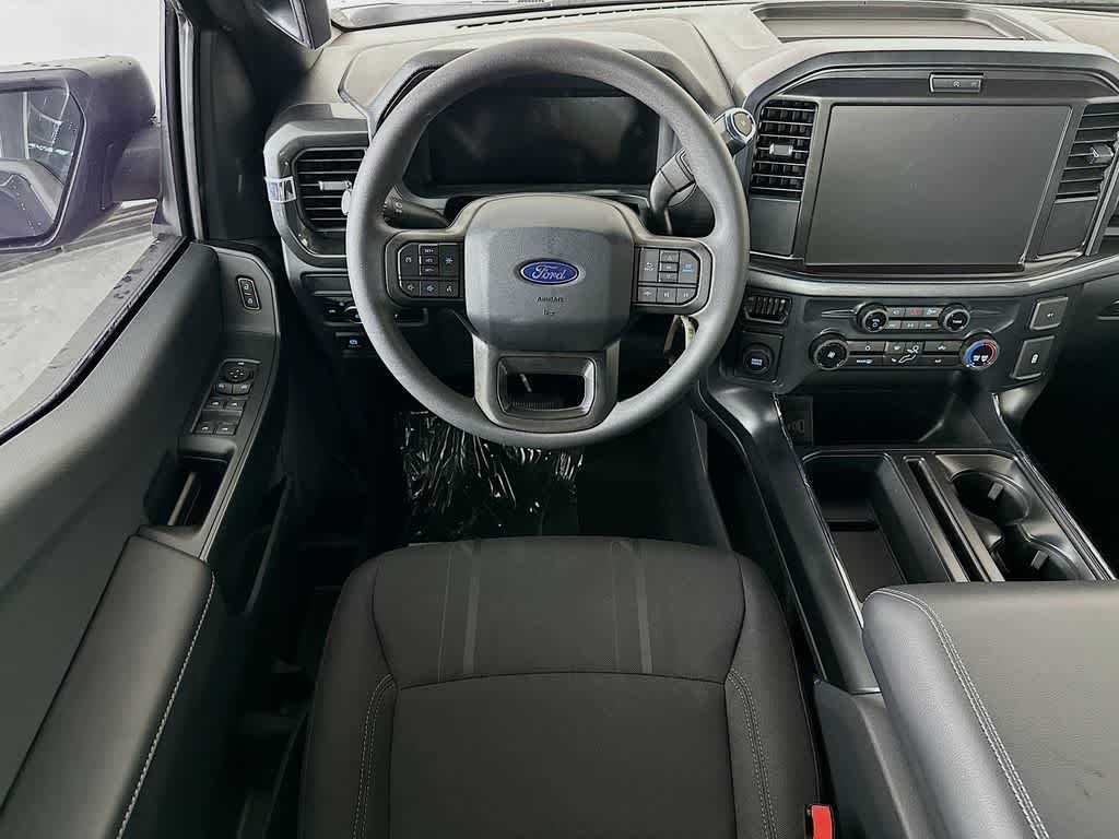 Ford F-150 STX 2026
