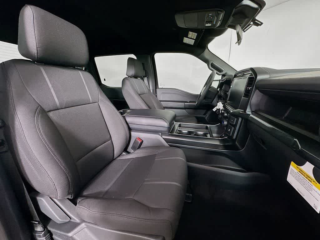 Ford F-150 STX 2026
