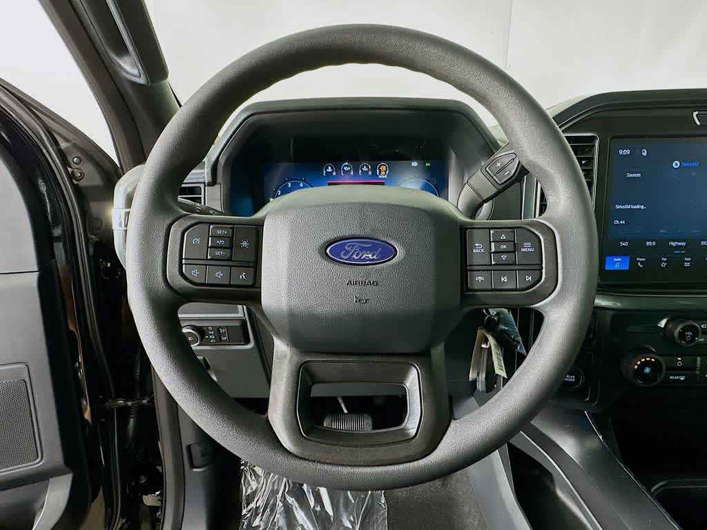 Ford F-150 STX 2026