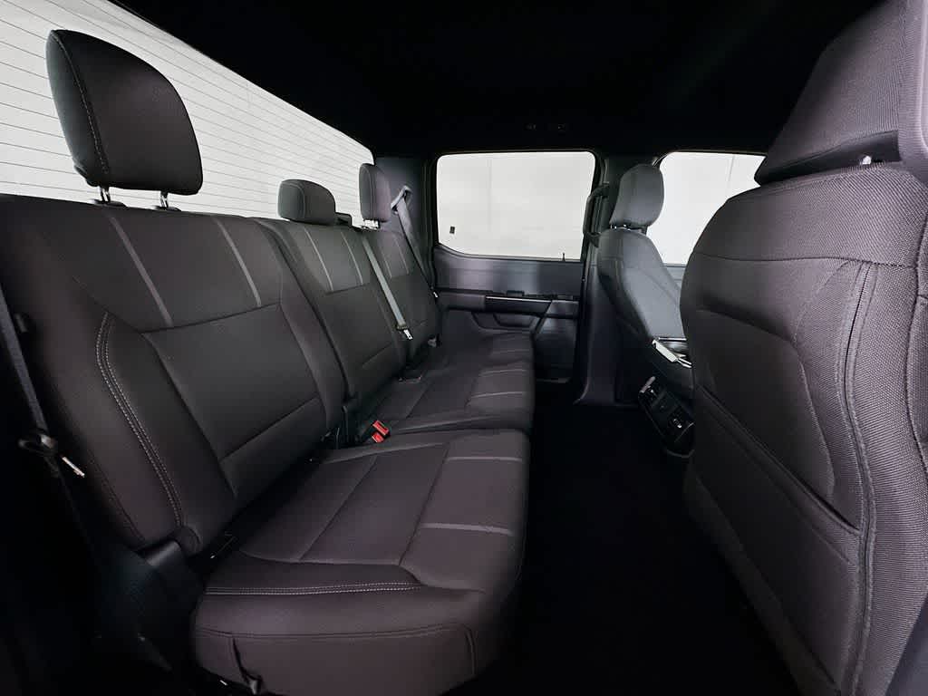 Ford F-150 STX 2026