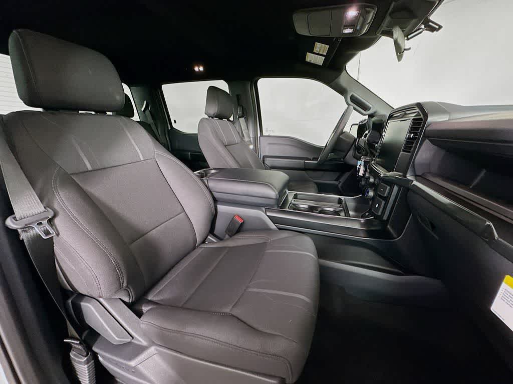 Ford F-150 STX 2026