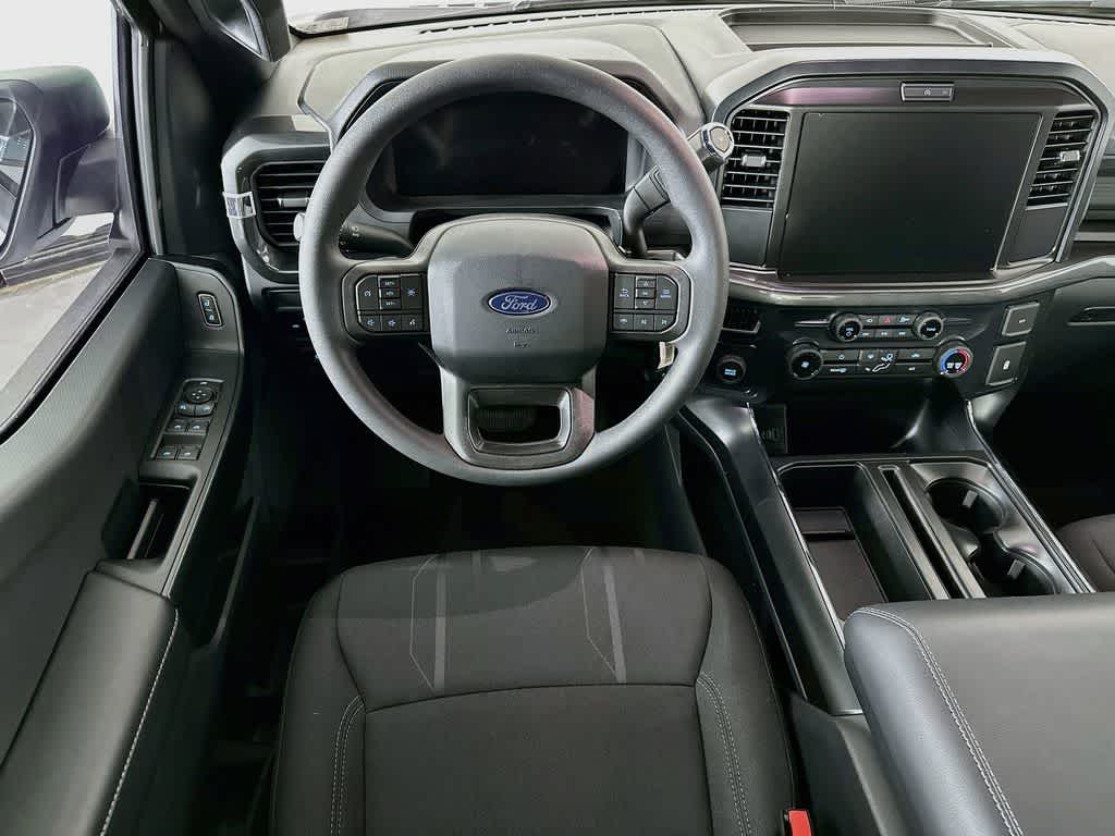Ford F-150 STX 2026