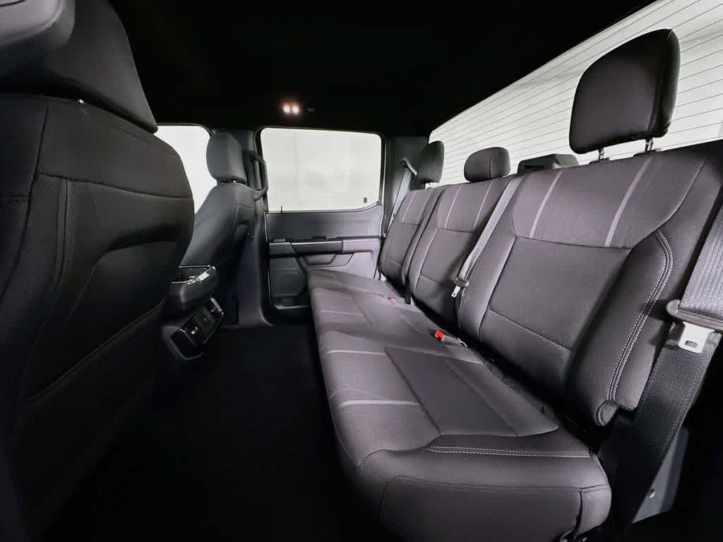 Ford F-150 STX 2026