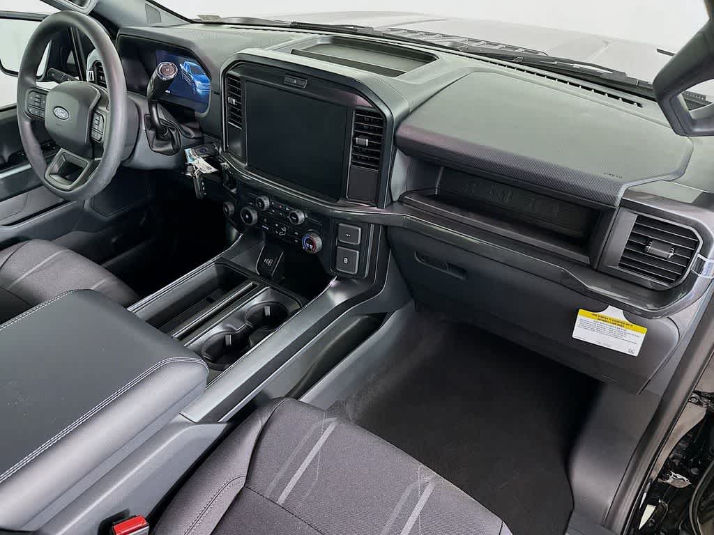 Ford F-150 STX 2026