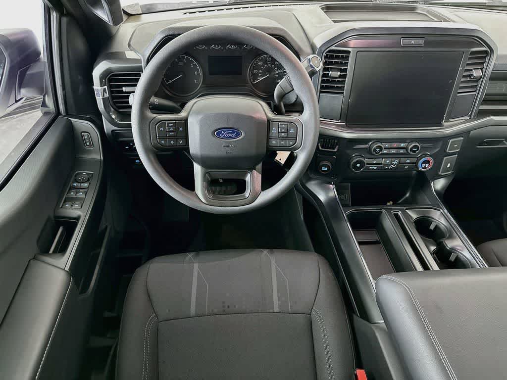 Ford F-150 STX 2026