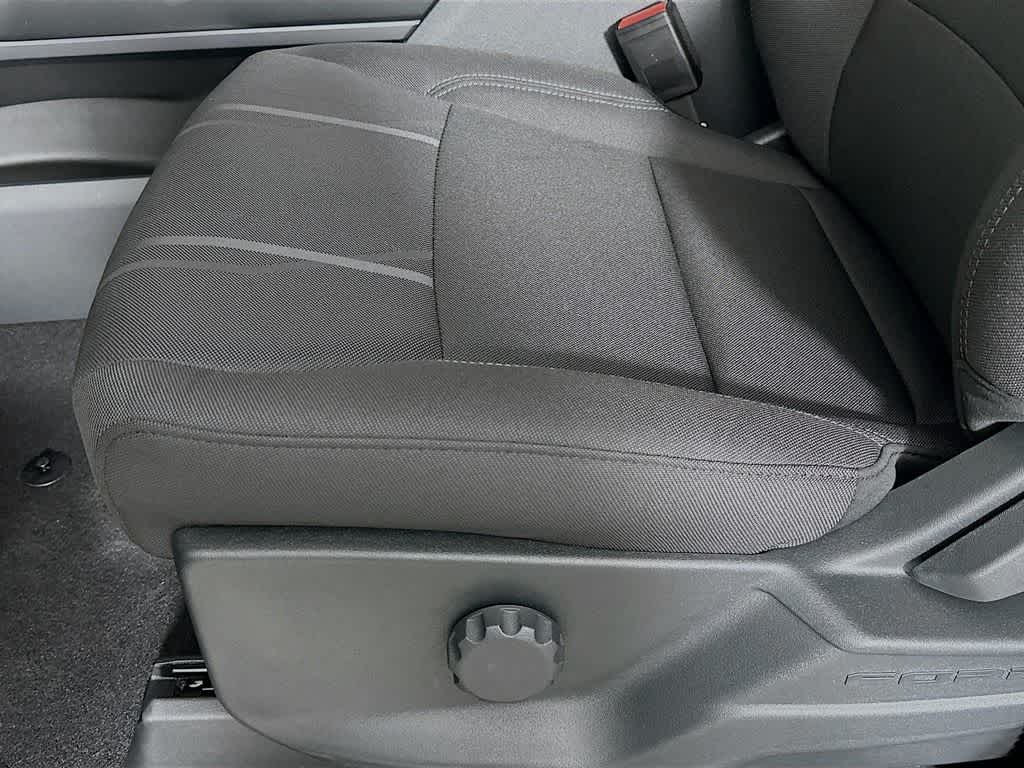 Ford F-150 STX 2026