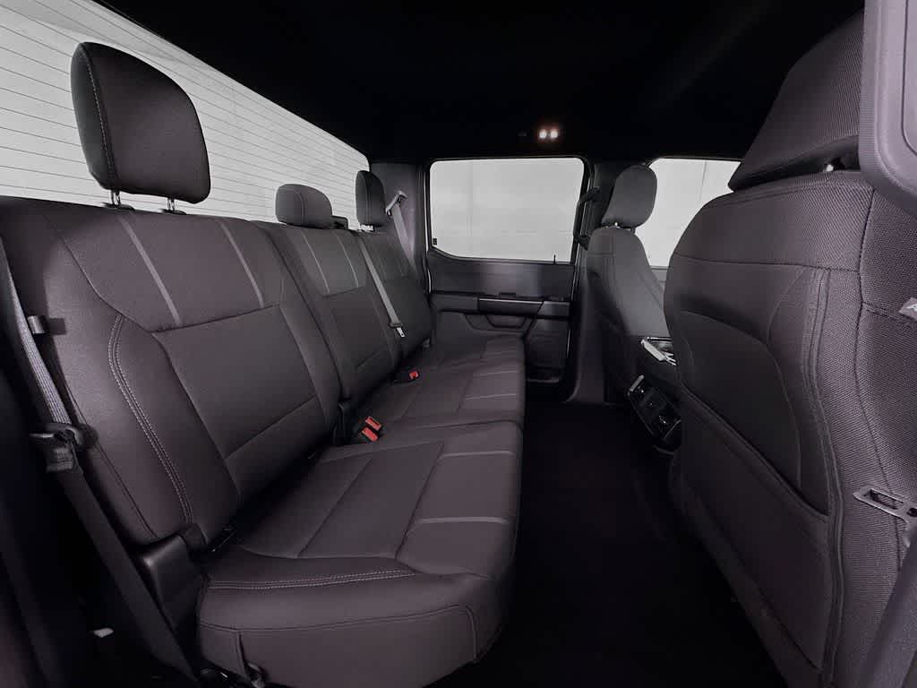 Ford F-150 STX 2026