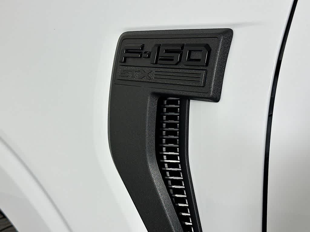 Ford F-150 STX 2026